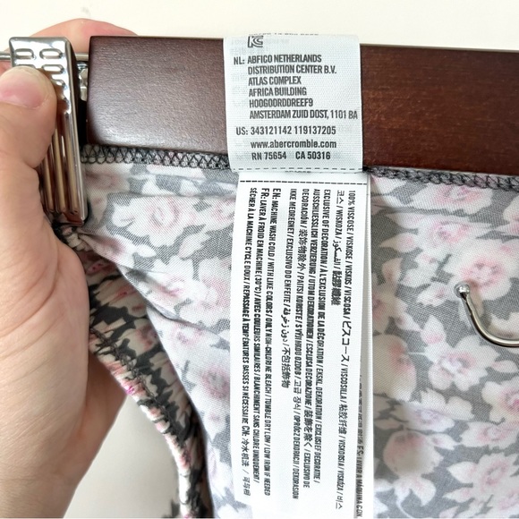 Hollister Floral Skirt Bundle size S Elastic Waist Mini Button Summer 0163 - Picture 6 of 12